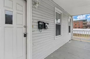 35 N Summer St, Holyoke, MA 01040 - Photo 10