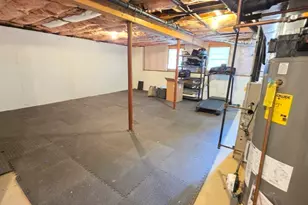 42 Castine St, Worcester, MA 01606 - Photo 6