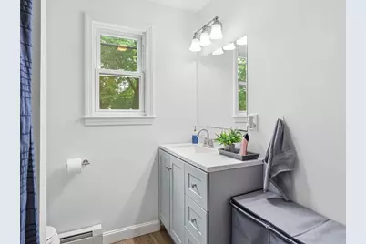 20 W Clifton St, Haverhill, MA 01832 - Photo 8