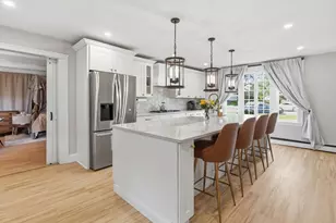 351 Lowell St, Peabody, MA 01960 - Photo 8