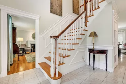 2 Heritage Lane, Saugus, MA 01906 - Photo 2
