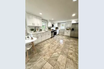 14 Elm Ave, Holbrook, MA 02343 - Photo 6