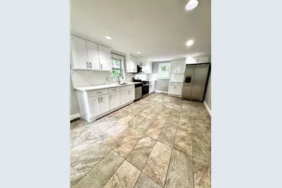 14 Elm Ave, Holbrook, MA 02343 - Photo 6