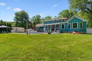 30 Pompositticutt St, Stow, MA 01775 - Photo 4