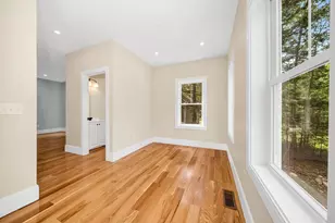 374 Brandy Brow Rd, Haverhill, MA 01830 - Photo 2