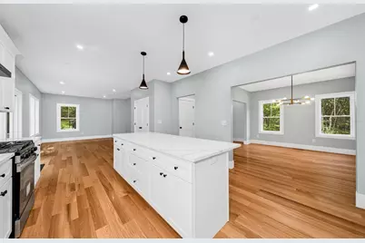 374 Brandy Brow Rd, Haverhill, MA 01830 - Photo 8