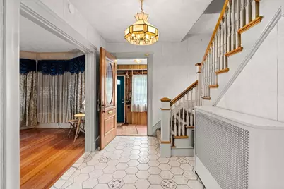 35 Mount Washington Ave, Malden, MA 02148 - Photo 6