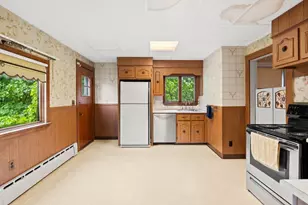 35 Mt Washington Ave, Malden, MA 02148 - Photo 8