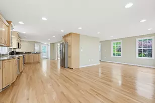 100 Lakeview Ave, Mansfield, MA 02048 - Photo 6