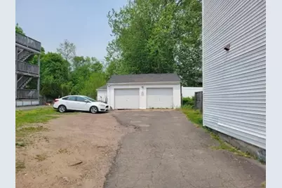 52 Central #01, Peabody, MA 01961 - Photo 4