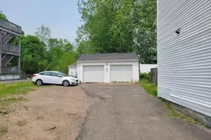 52 Central, Peabody, MA 01961 - Photo 4