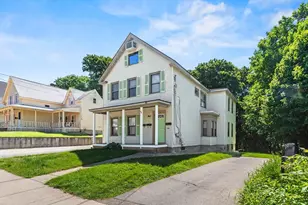 44 Winter St, Franklin, MA 02038 - Photo 2