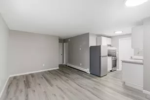 608 Westfield St, West Springfield, MA 01089 - Photo 2