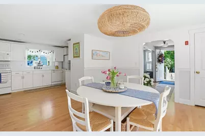 25 Linwood St, Holbrook, MA 02343 - Photo 8