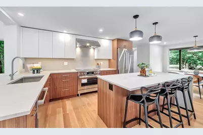 39 Winslow St, Concord, MA 01742 - Photo 4