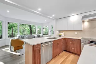 39 Winslow St, Concord, MA 01742 - Photo 8