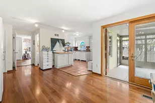 21 Madison St, Newburyport, MA 01950 - Photo 10