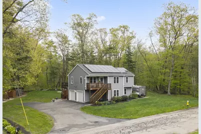 352 Durfee St, Southbridge, MA 01550 - Photo 2