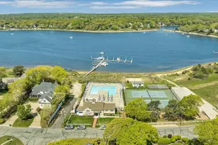 27 Sandpiper Cir, Falmouth, MA 02536 - Photo 4