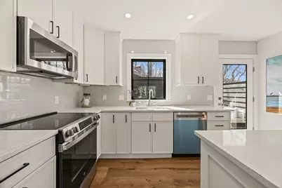 50 Nelson #6, Provincetown, MA 02657 - Photo 6