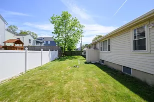 85 Elm St, Quincy, MA 02169 - Photo 24