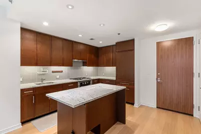 580 Washington St #5E, Boston, MA 02111 - Photo 2