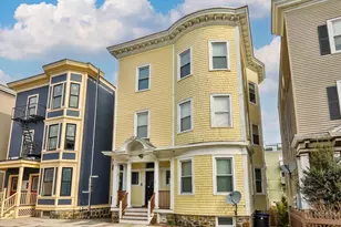9 Bellflower, Boston, MA 02125 - Photo 2