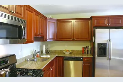 2440 Massachusetts Ave #8, Cambridge, MA 02140 - Photo 8