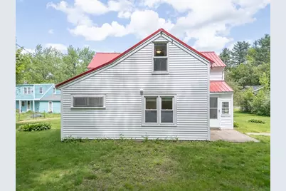 92 Squannacook Rd, Shirley, MA 01464 - Photo 2