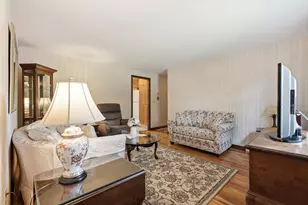 28 Northway Dr, Springfield, MA 01119 - Photo 12