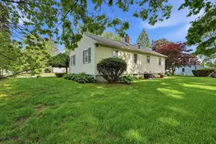 28 Northway Dr, Springfield, MA 01119 - Photo 4