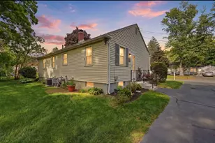 28 Northway Dr, Springfield, MA 01119 - Photo 2