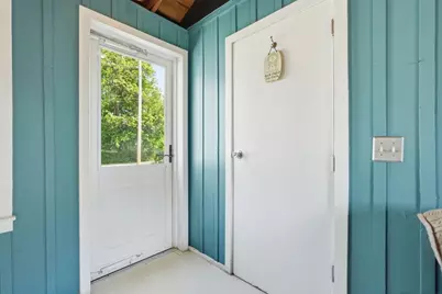 44 Harding St, Springfield, MA 01109 - Photo 10
