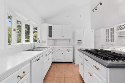 1157 Tucker Road, Dartmouth, MA 02747 - Photo 6