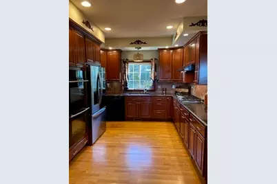 17 Lexington Dr, Belchertown, MA 01007 - Photo 18