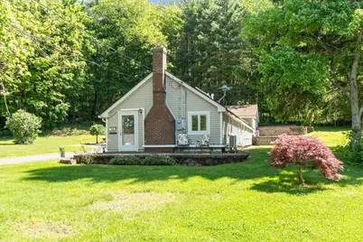 136 Fairbanks St, West Boylston, MA 01583 - Photo 2