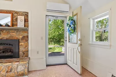 136 Fairbanks St, West Boylston, MA 01583 - Photo 12
