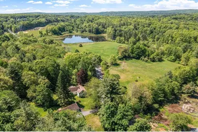 136 Fairbanks St, West Boylston, MA 01583 - Photo 34