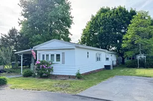 18 Garden Ln, Plainville, MA 02762 - Photo 2