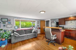 72 Main St, Wareham, MA 02571 - Photo 8