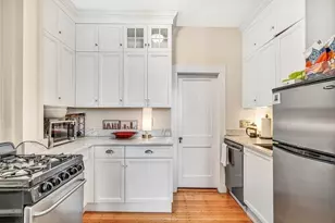 336 Beacon St, Boston, MA 02116 - Photo 4