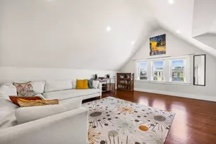 72 Winchester St, Medford, MA 02155 - Photo 24
