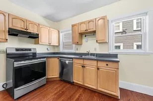 72 Winchester St, Medford, MA 02155 - Photo 10