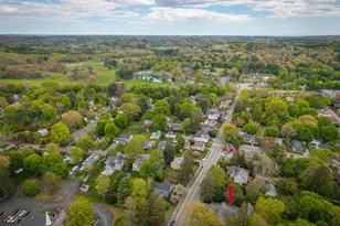 142 Asbury St, Hamilton, MA 01982 - Photo 4