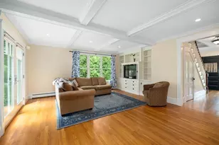 142 Asbury St, Hamilton, MA 01982 - Photo 12