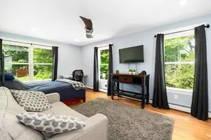 142 Asbury St, Hamilton, MA 01982 - Photo 28