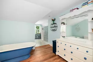 142 Asbury St, Hamilton, MA 01982 - Photo 34