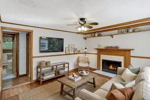 7 Noonan St, Mansfield, MA 02048 - Photo 6