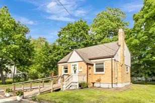 7 Noonan St, Mansfield, MA 02048 - Photo 1