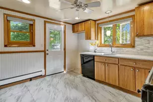 7 Noonan St, Mansfield, MA 02048 - Photo 8